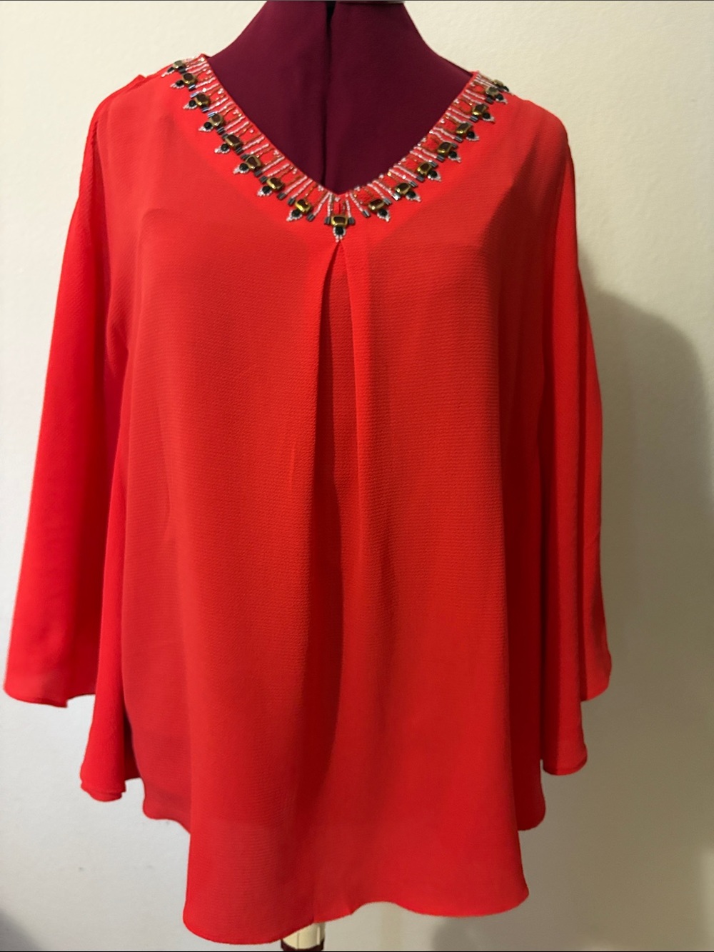 AND size 12 blouse beaded V necklace cold shoulders